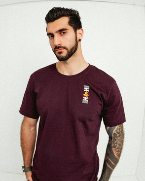 008. T-shirt Wine image